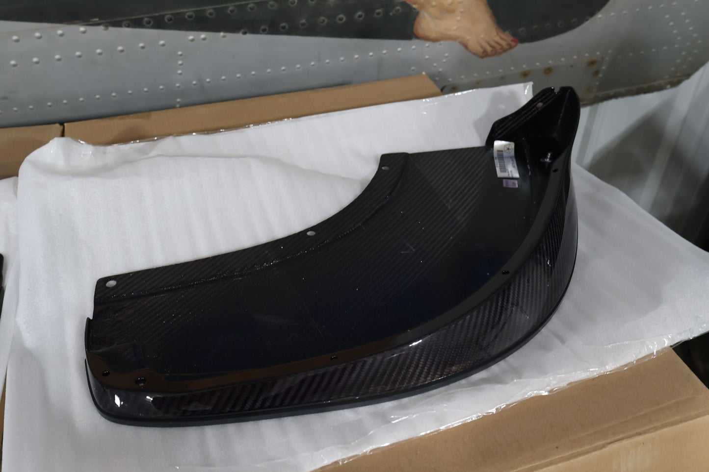 68210709AB 68210708AB NEW OEM 2013-2017 DODGE VIPER TA1.0 FRONT SPLITTERS CARBON