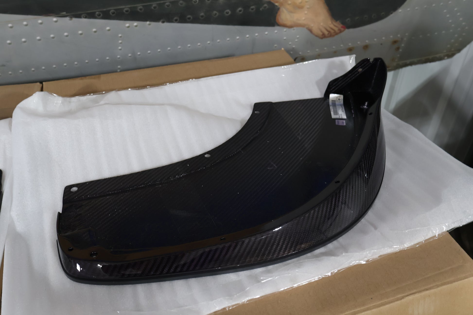 68210709AB 68210708AB NEW OEM 2013-2017 DODGE VIPER TA1.0 FRONT SPLITTERS CARBON