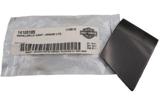 14100105 NEW OEM 2012 HARLEY-DAVIDSON CVO TOURING LEFT MEDALLION REAR LIGHT