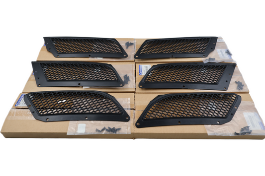 NEW OEM 2008-2010 DODGE VIPER ACR SRT-10 HOOD SCREEN VENT SET AIR INLET COMPLETE