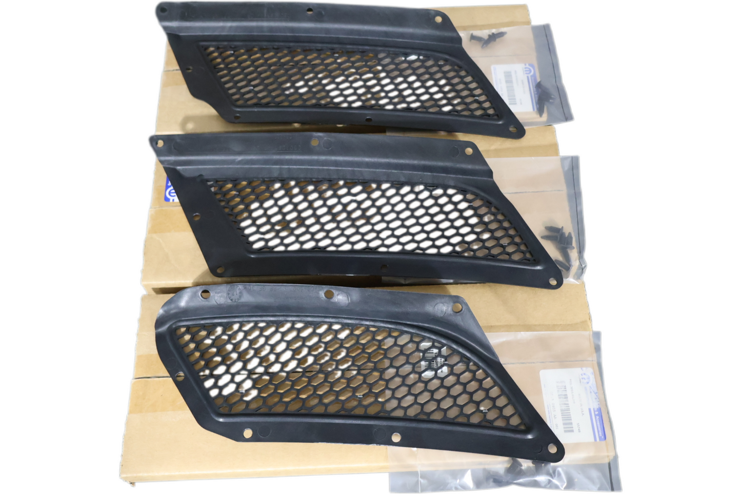 NEW OEM 2008-2010 DODGE VIPER ACR SRT-10 HOOD SCREEN VENT SET AIR INLET COMPLETE