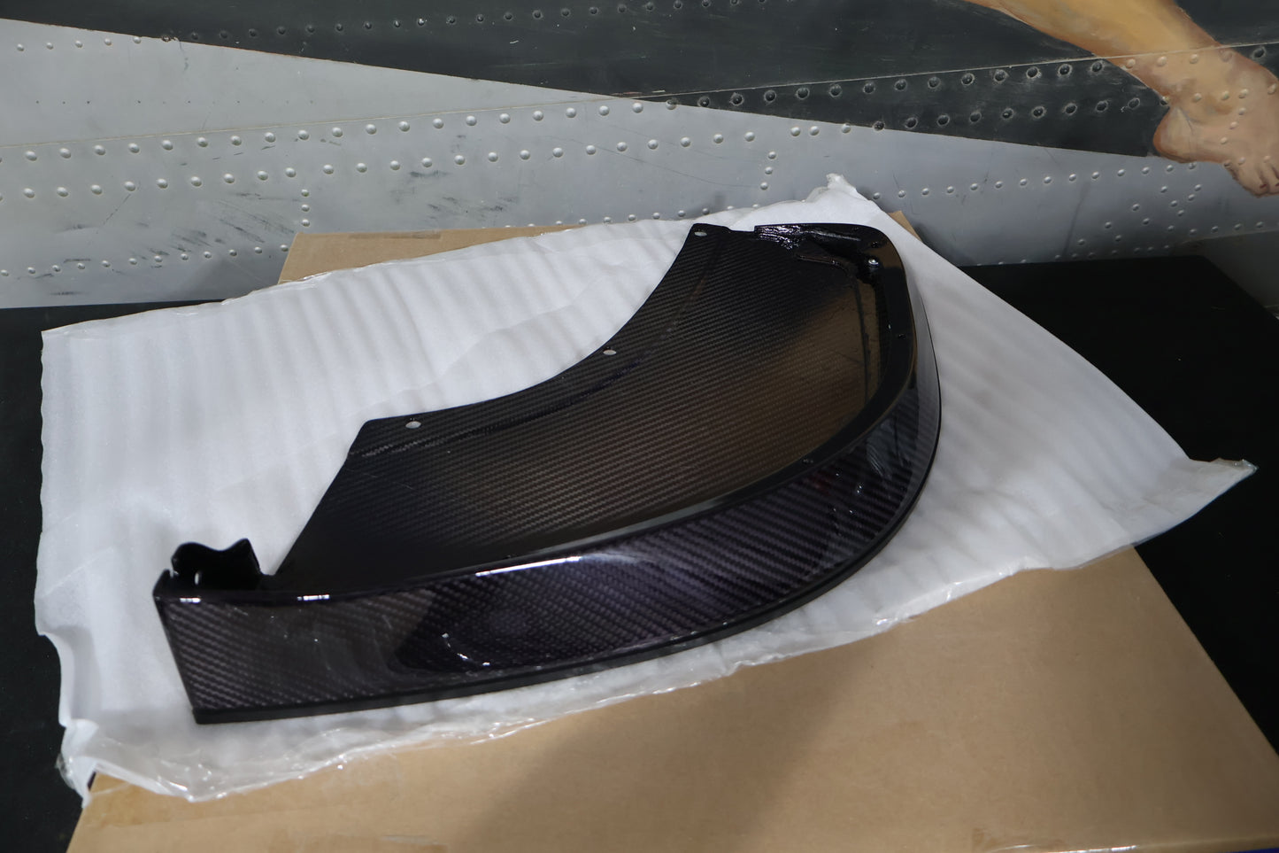 68210709AB 68210708AB NEW OEM 2013-2017 DODGE VIPER TA1.0 FRONT SPLITTERS CARBON