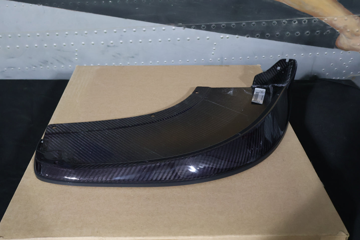68210709AB 68210708AB NEW OEM 2013-2017 DODGE VIPER TA1.0 FRONT SPLITTERS CARBON