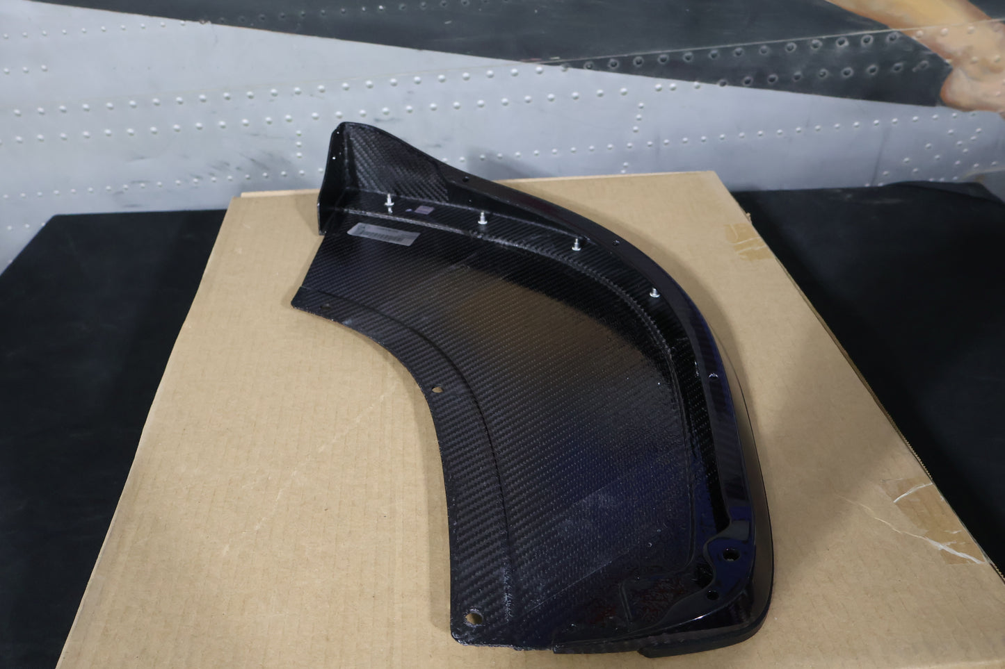 68210709AB 68210708AB NEW OEM 2013-2017 DODGE VIPER TA1.0 FRONT SPLITTERS CARBON