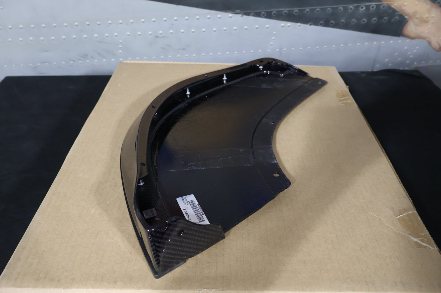68210709AB 68210708AB NEW OEM 2013-2017 DODGE VIPER TA1.0 FRONT SPLITTERS CARBON