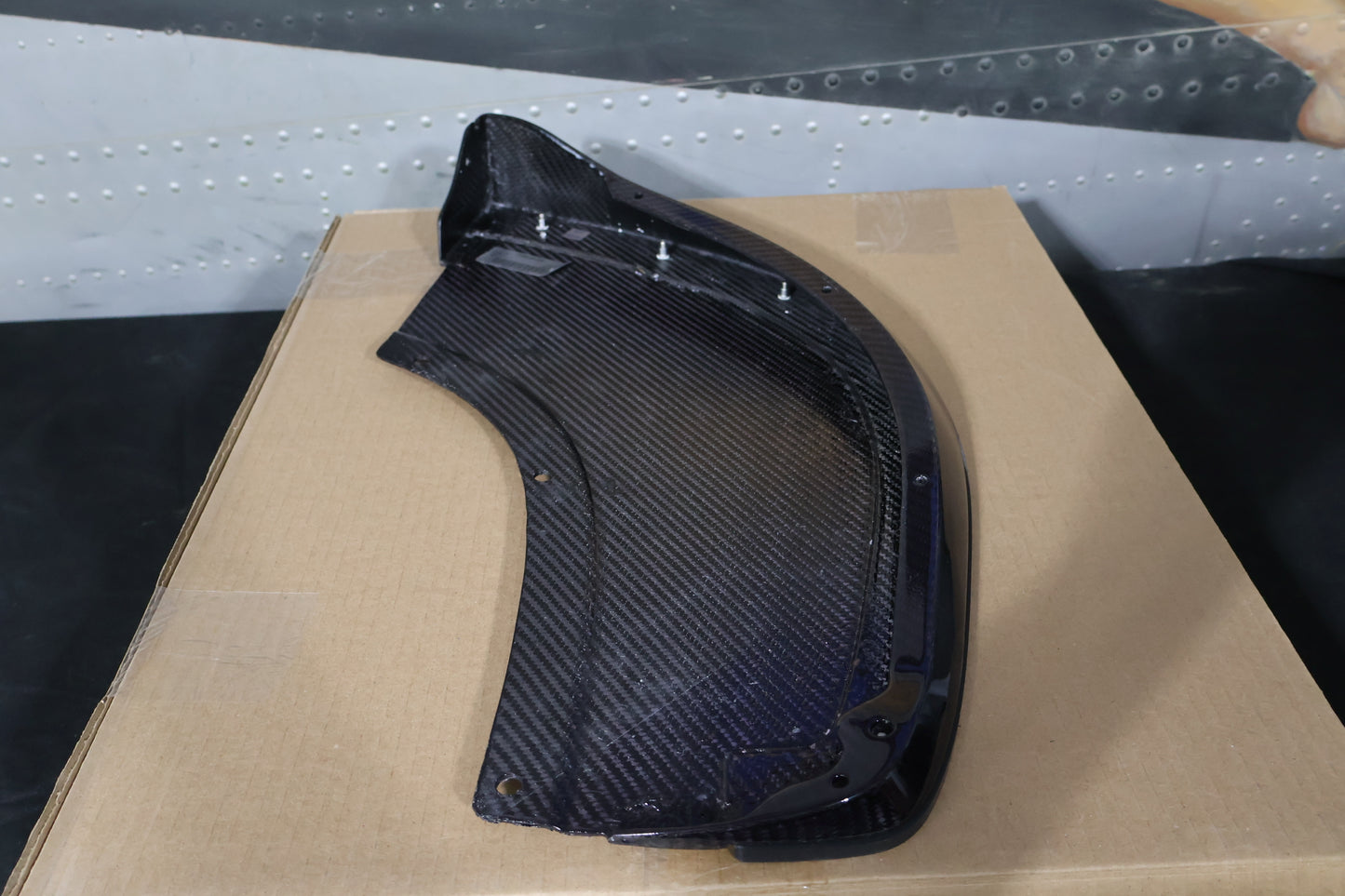 68210709AB 68210708AB NEW OEM 2013-2017 DODGE VIPER TA1.0 FRONT SPLITTERS CARBON