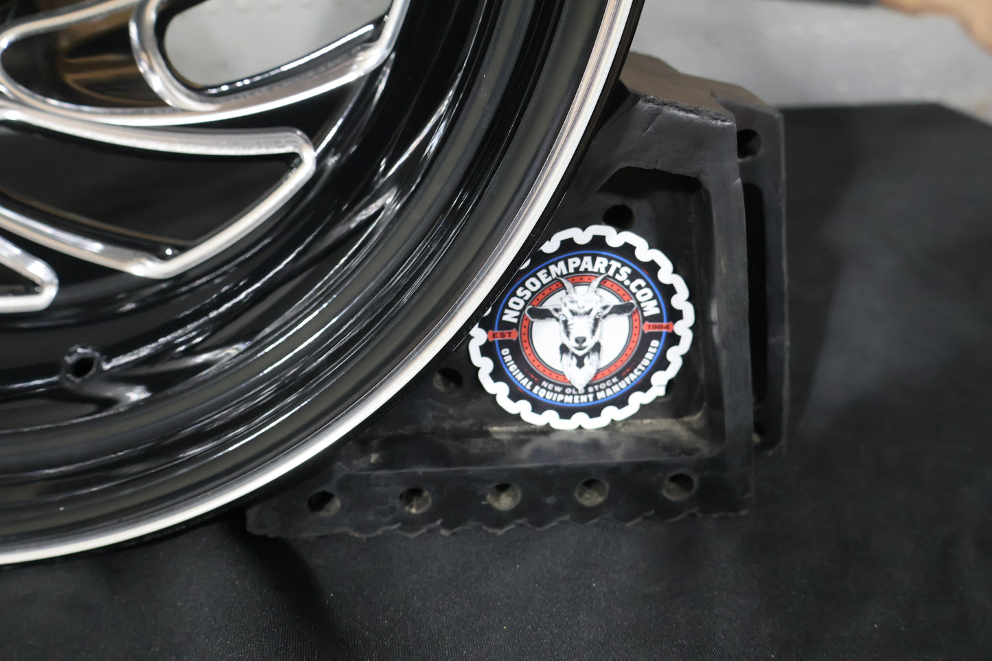 40900065 NEW OEM 2008-2017 HARLEY-DAVIDSON SOFTAIL FX  GLOSS BLACK TYPHOON REAR WHEEL