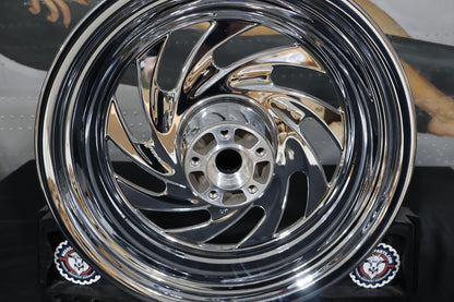 40884-08 NEW OEM 2008-2017 HARLEY-DAVIDSON SOFTAIL FX CHROME TYPHOON REAR WHEEL