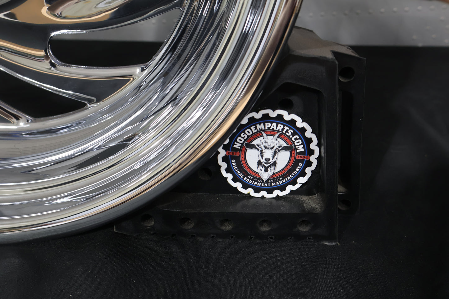 40884-08 NEW OEM 2008-2017 HARLEY-DAVIDSON SOFTAIL FX CHROME TYPHOON REAR WHEEL