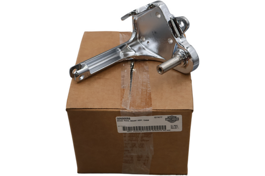 50600088 NEW OEM 2013-2014 HARLEY-DAVIDSON FXSBSE CVO BREAKOUT BRAKE PEDAL MOUNT CHROME