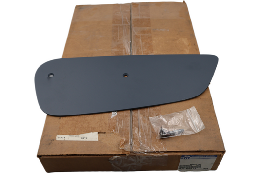 68324039AA NEW OEM 2016-2017 DODGE VIPER LEFT TAILGATE WING END PLATE KIT ACR GT