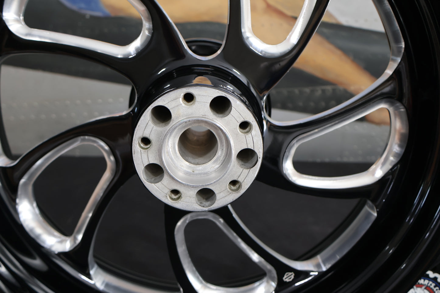 40900046 NEW OEM 2009-2025 HARLEY-DAVIDSON TOURING BLADE REAR WHEEL 18"x5"