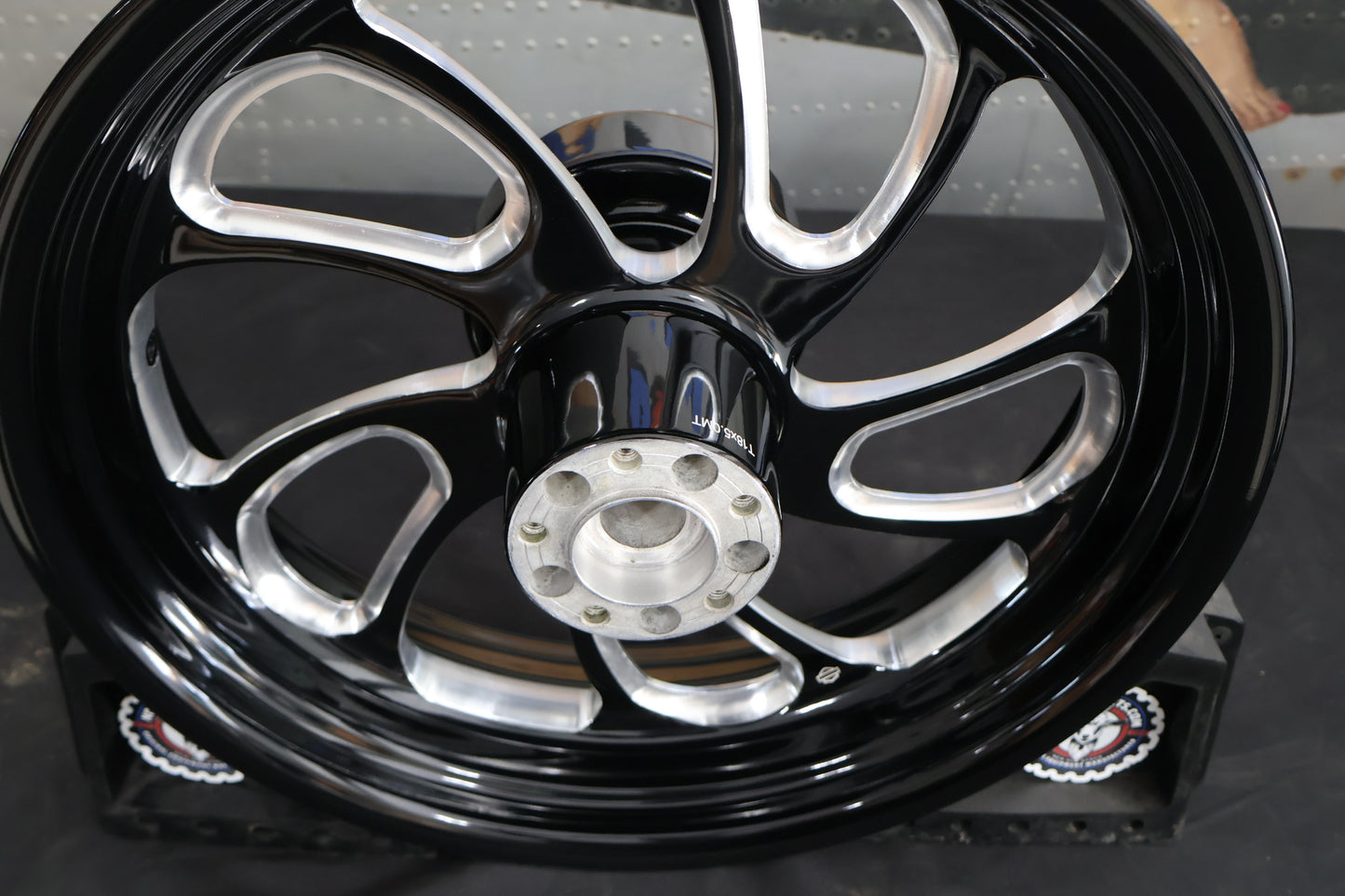 40900046 NEW OEM 2009-2025 HARLEY-DAVIDSON TOURING BLADE REAR WHEEL 18"x5"