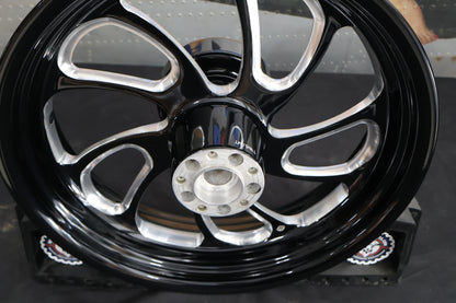 40900046 NEW OEM 2009-2025 HARLEY-DAVIDSON TOURING BLADE REAR WHEEL 18"x5"