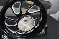 
              40900046 NEW OEM 2009-2025 HARLEY-DAVIDSON TOURING BLADE REAR WHEEL 18"x5"
            