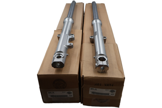45947-04 45948-04 NEW OEM 2004-2005 HARLEY-DAVIDSON DYNA FXD/L FRONT FORKS SET PAIR