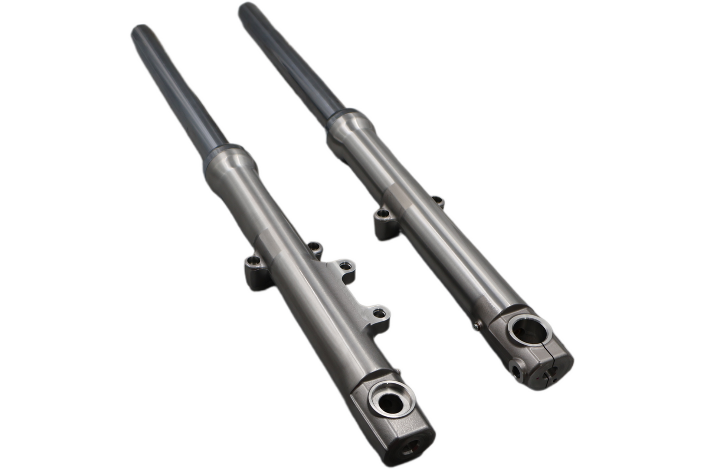 45947-04 45948-04 NEW OEM 2004-2005 HARLEY-DAVIDSON DYNA FXD/L FRONT FORKS SET PAIR