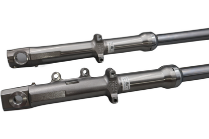 45947-04 45948-04 NEW OEM 2004-2005 HARLEY-DAVIDSON DYNA FXD/L FRONT FORKS SET PAIR