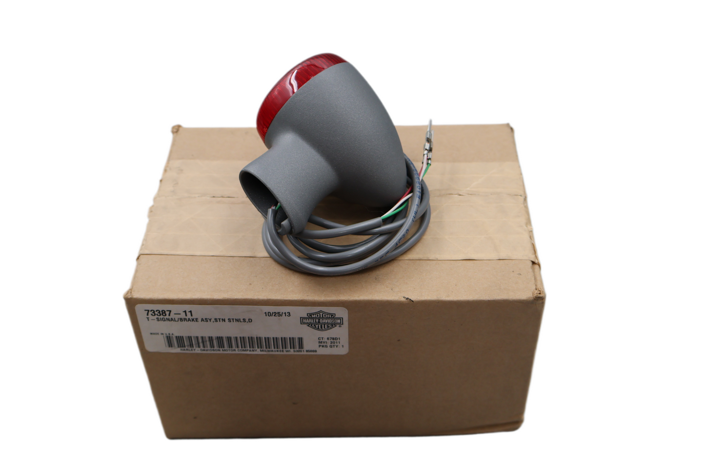 73387-11 NEW OEM 2008-2011 HARLEY-DAVIDSON FXCW SOFTAIL ROCKER TURN SIGNAL BRAKE LIGHT