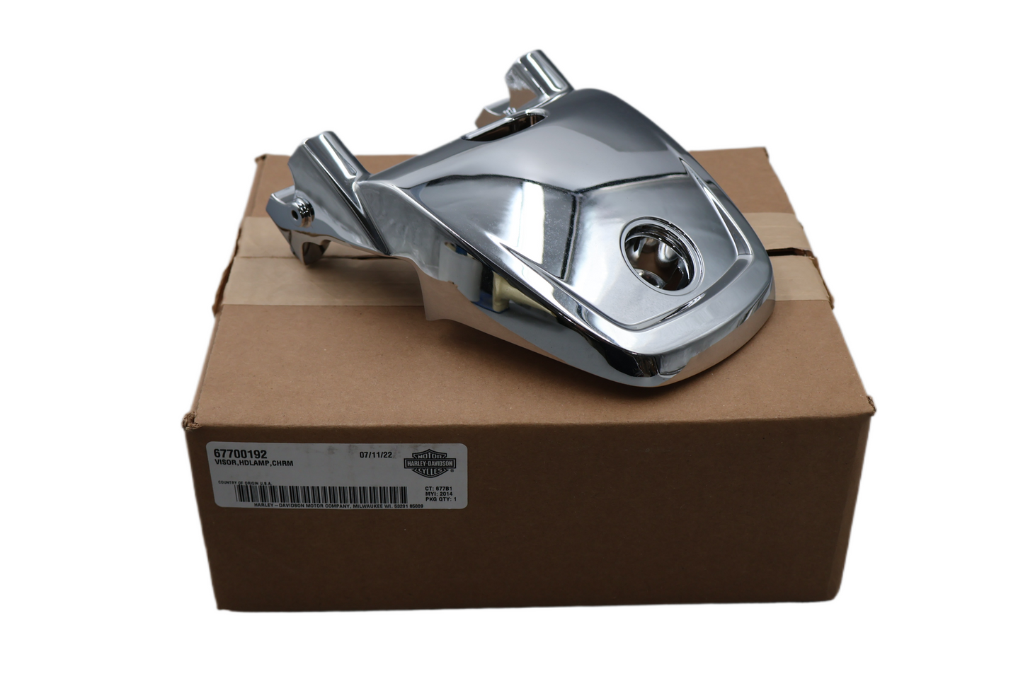 67700192 NEW OEM 2014-2017 HARLEY-DAVIDSON FXDL DYNA LOW RIDER UPPER RISER HEADLIGHT COVER