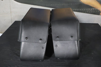 2002-2005 HARLEY DYNA FXD FXDX RIGID MOUNT SADDLEBAGS | OEM TAKE OFF #90564-02