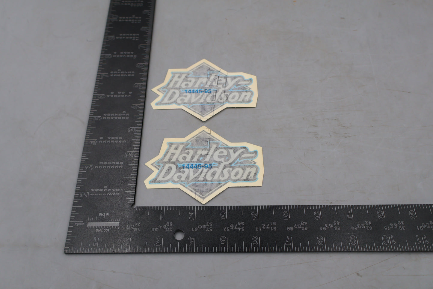 14445-95 NEW OEM HARLEY-DAVIDSON SPORTSTER DYNA TOURING SOFTAIL GAS TANK DECALS PAIR 14445-95