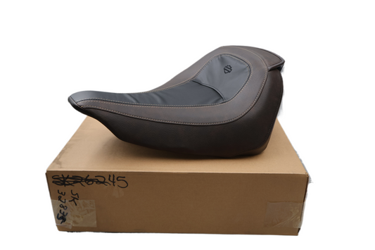 52000139 NEW OEM 2014 HARLEY-DAVIDSON FLSTNSE CVO SOFTAIL DELUXE RIDER SEAT