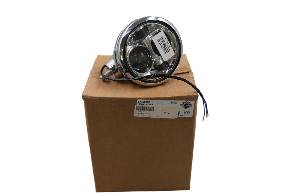 2014-2023 HARLEY TRI GLIDE FLHTCUTG SPOTLIGHT HEADLITE L/R | NEW OEM | 67700058