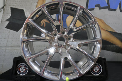 82213445 NEW OEM 2013-2017 DODGE VIPER FORGED SRT FRONT WHEEL W/CENTER CAP