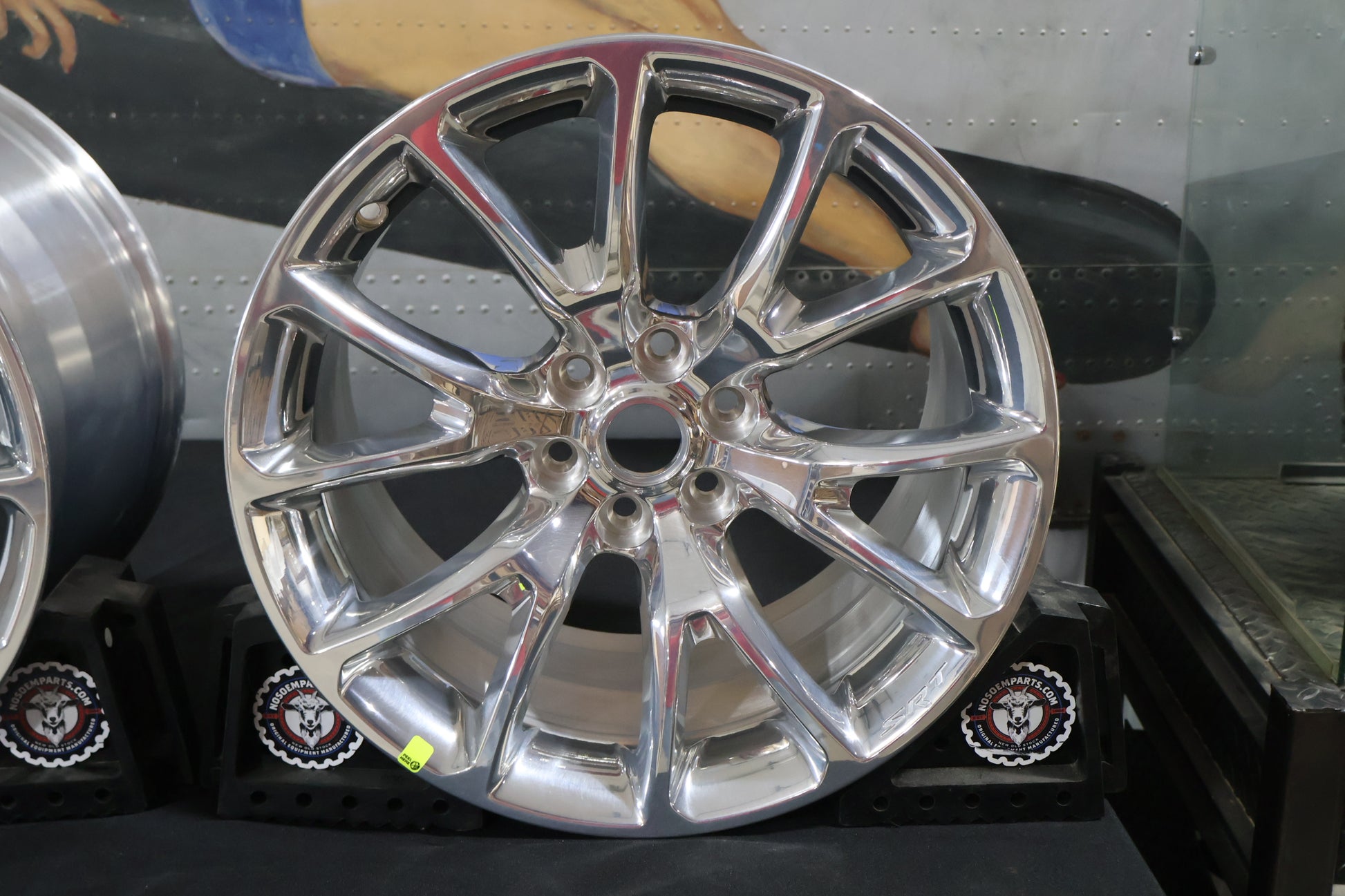 82213445 NEW OEM 2013-2017 DODGE VIPER FORGED SRT FRONT WHEELS PAIR W/CENTER CAP