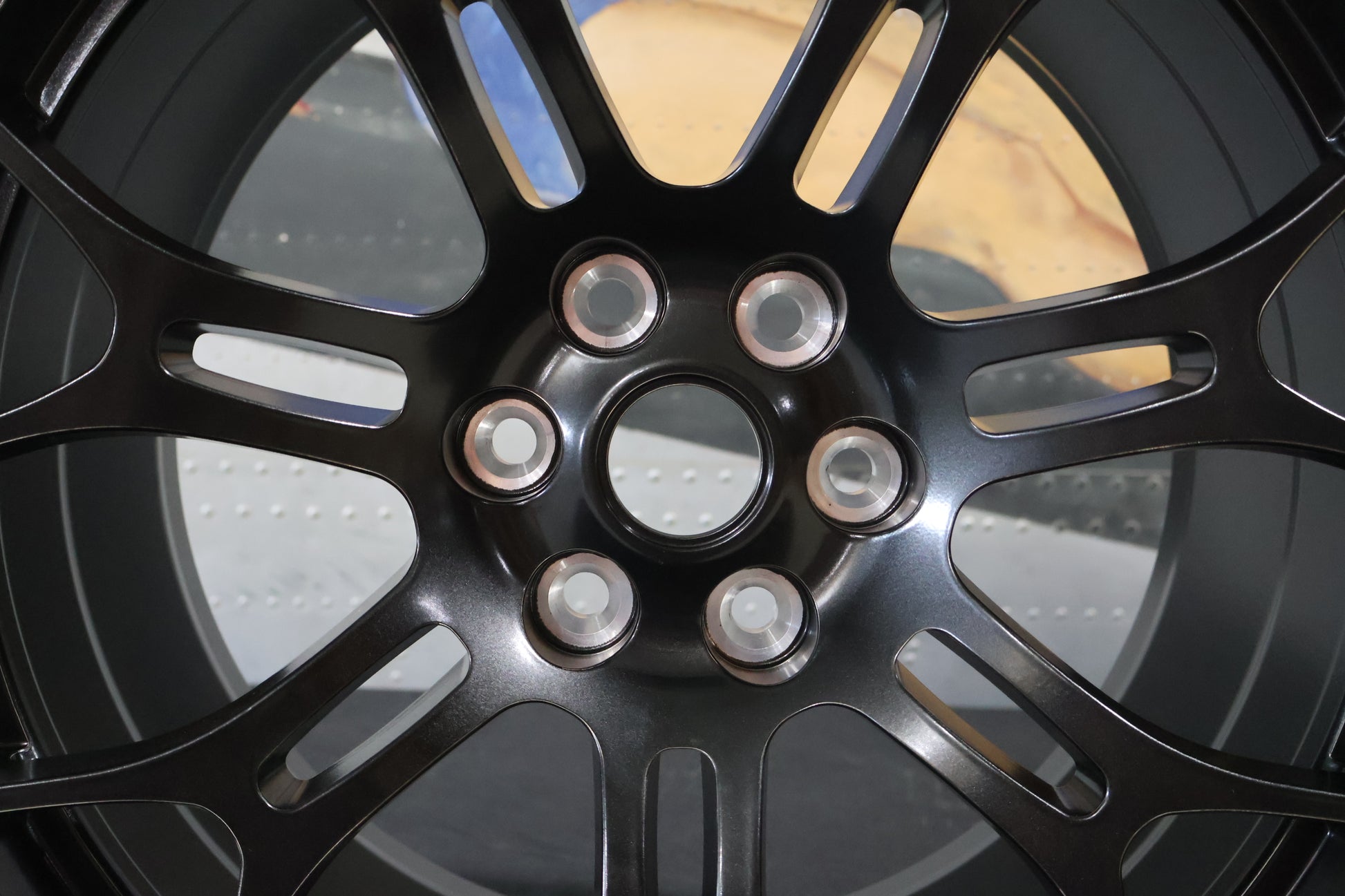 1WR19RXFAA NEW OEM 2013-2017 DODGE VIPER SIDEWINDER II FRONT WHEEL ULTRA LIGHT