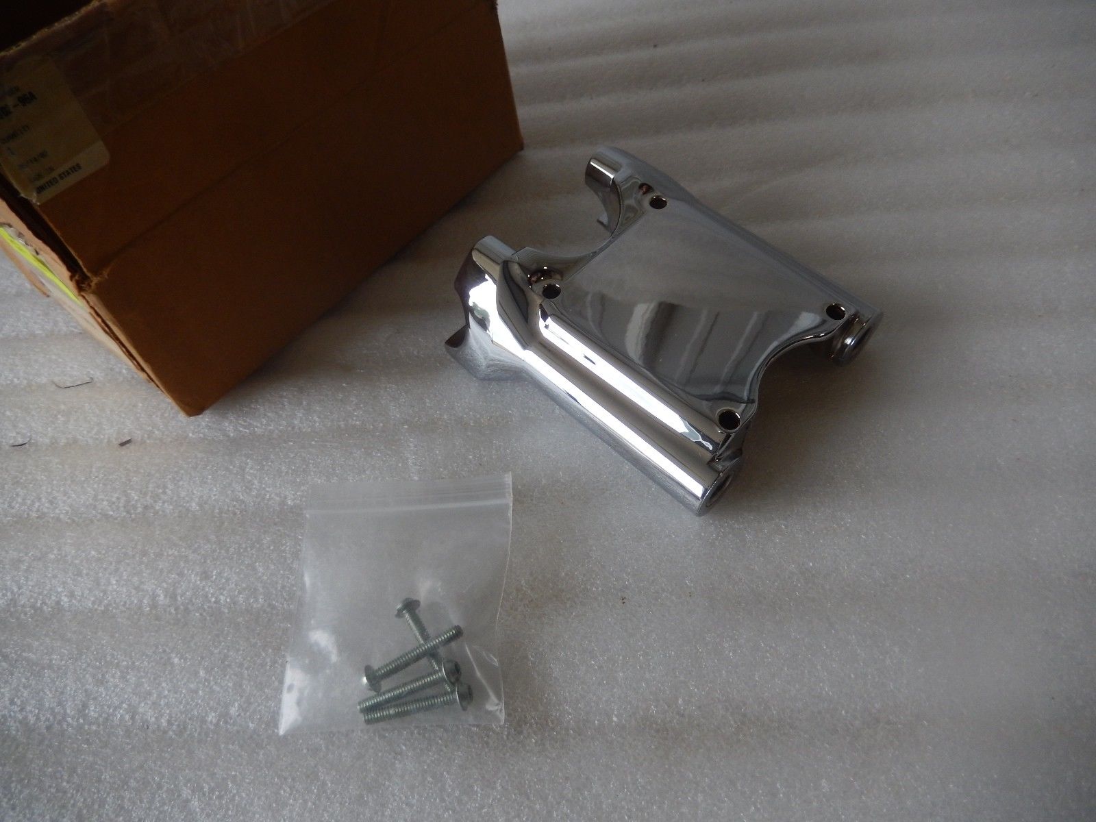 67902-96A NEW OEM 1996-2003 HARLEY-DAVIDSON SPORTSTER FXR4 RISER STRUCTURE/COVER
