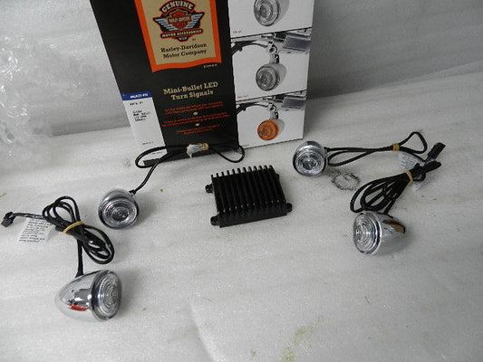 69476-07 NEW OEM HARLEY-DAVIDSON LED CLEAR MINI BULLET TURN SIGNAL KIT SOFTAIL DYNA VROD