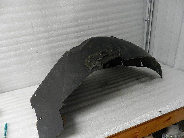 4709363 NEW OEM 1992-1995 DODGE VIPER INNER FENDER WELL SPLASH SHIELD RIGHT 4709363