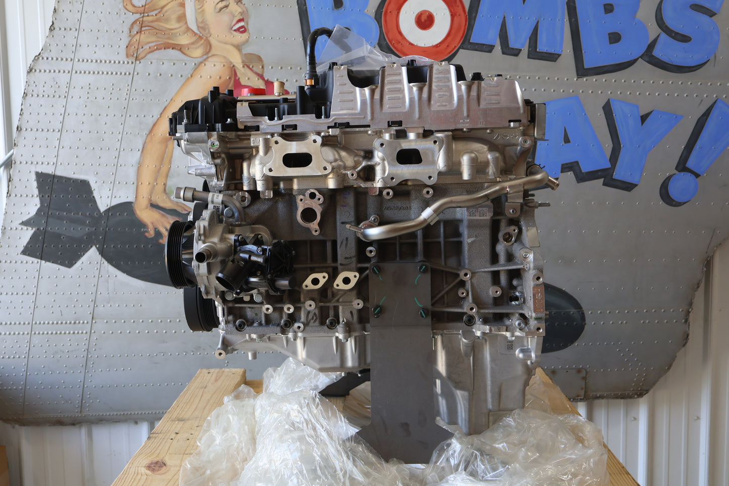 P5160622AA NEW OEM MOPAR HURRICRATE CAT 3 CRATE LONG BLOCK