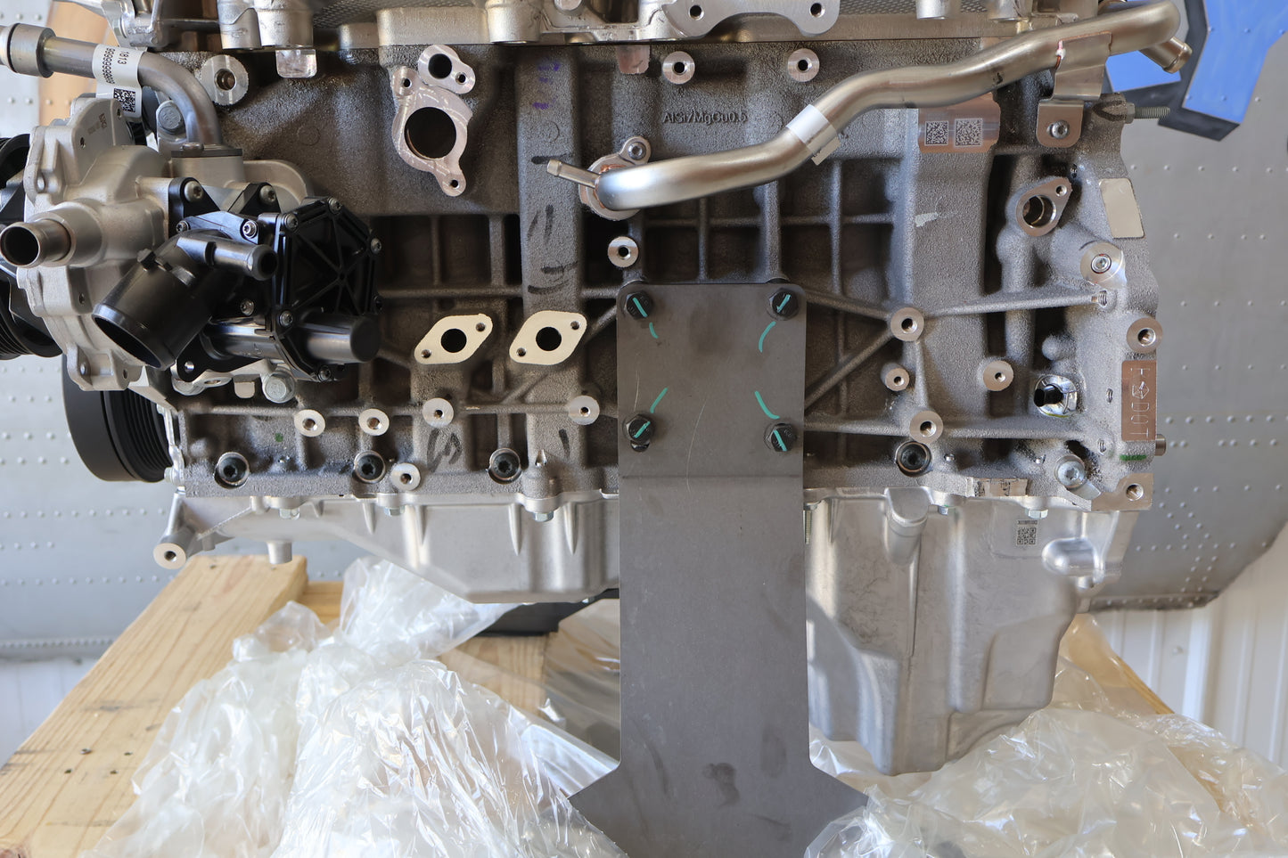 P5160622AA NEW OEM MOPAR HURRICRATE CAT 3 CRATE LONG BLOCK