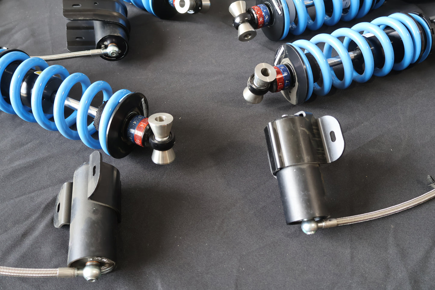 68252768AD 68252766AC NEW OEM 2016-2017 DODGE VIPER ACR EXTREME SHOCKS COMP SET