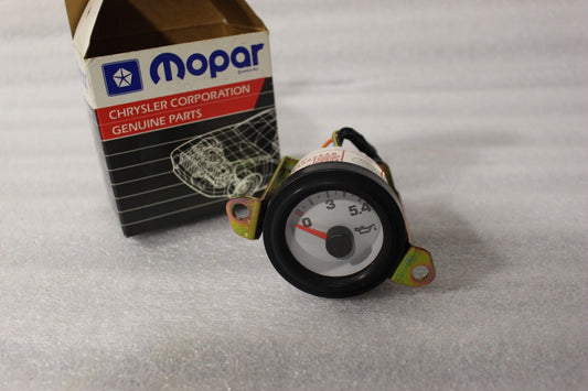 4643966AB NEW OEM 1992-1996 DODGE VIPER OIL PRESSURE GAUGE RT/10 GTS
