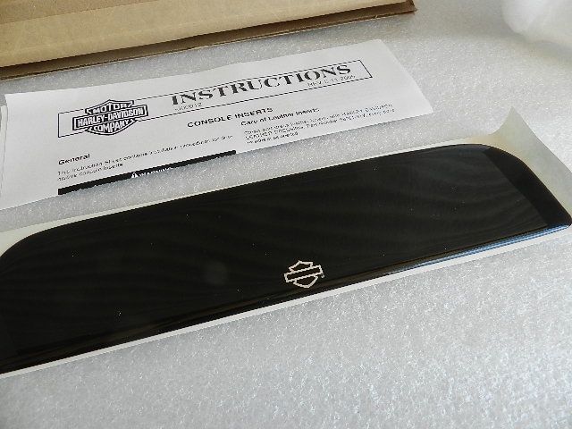 71236-05 NEW OEM 1997-2013 HARLEY-DAVIDSON TOURING BLACK TOUR PACK LID INSERT