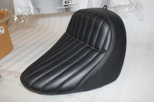 52000264 OEM NTO 2018-2024 HARLEY-DAVIDSON SOFTAIL STREET BOB SEAT