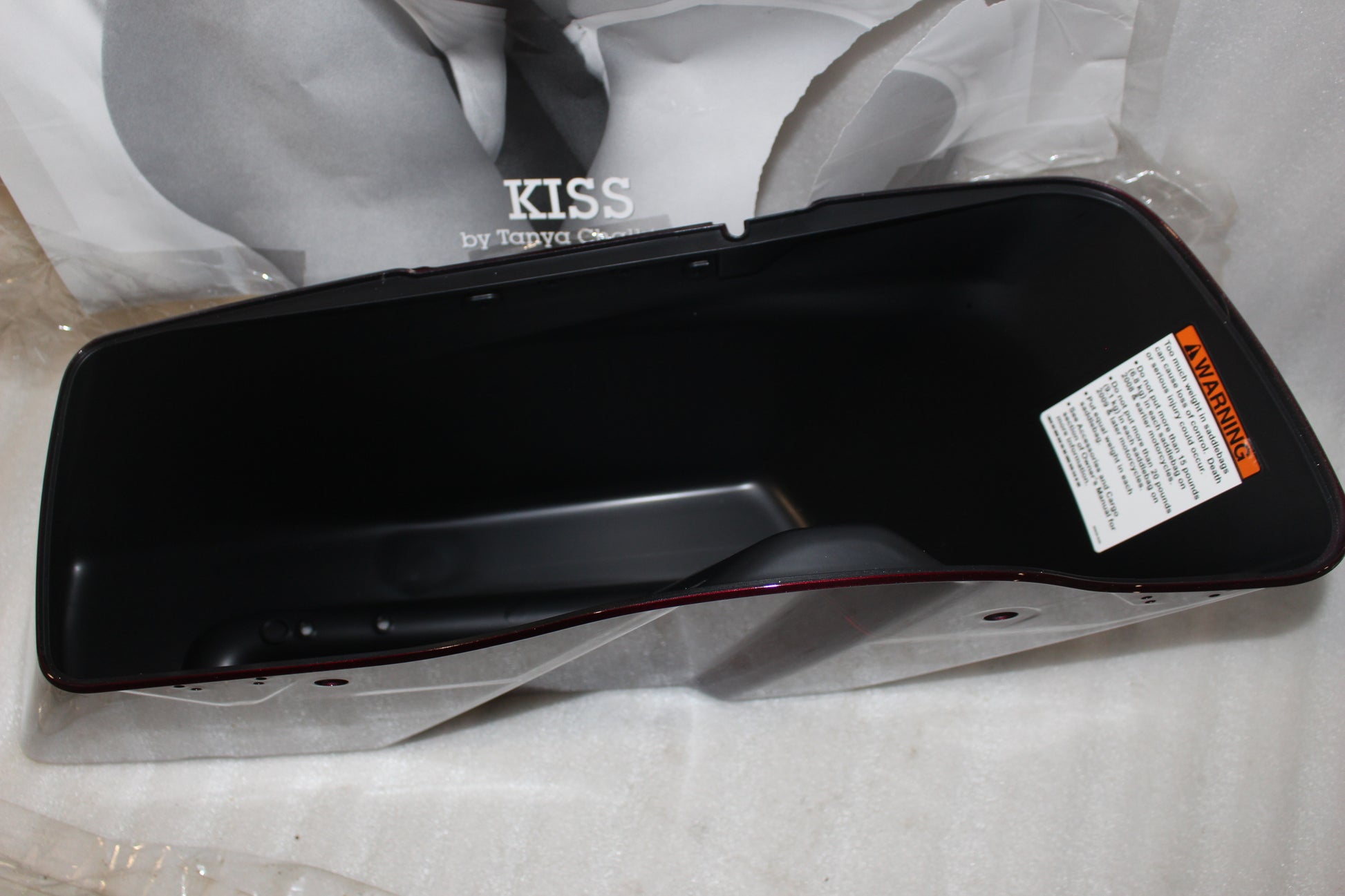 90201061DSX NEW OEM 2014-2023 HARLEY-DAVIDSON TOURING MYSTERIOUS RED SADDLEBAG BOTTOM