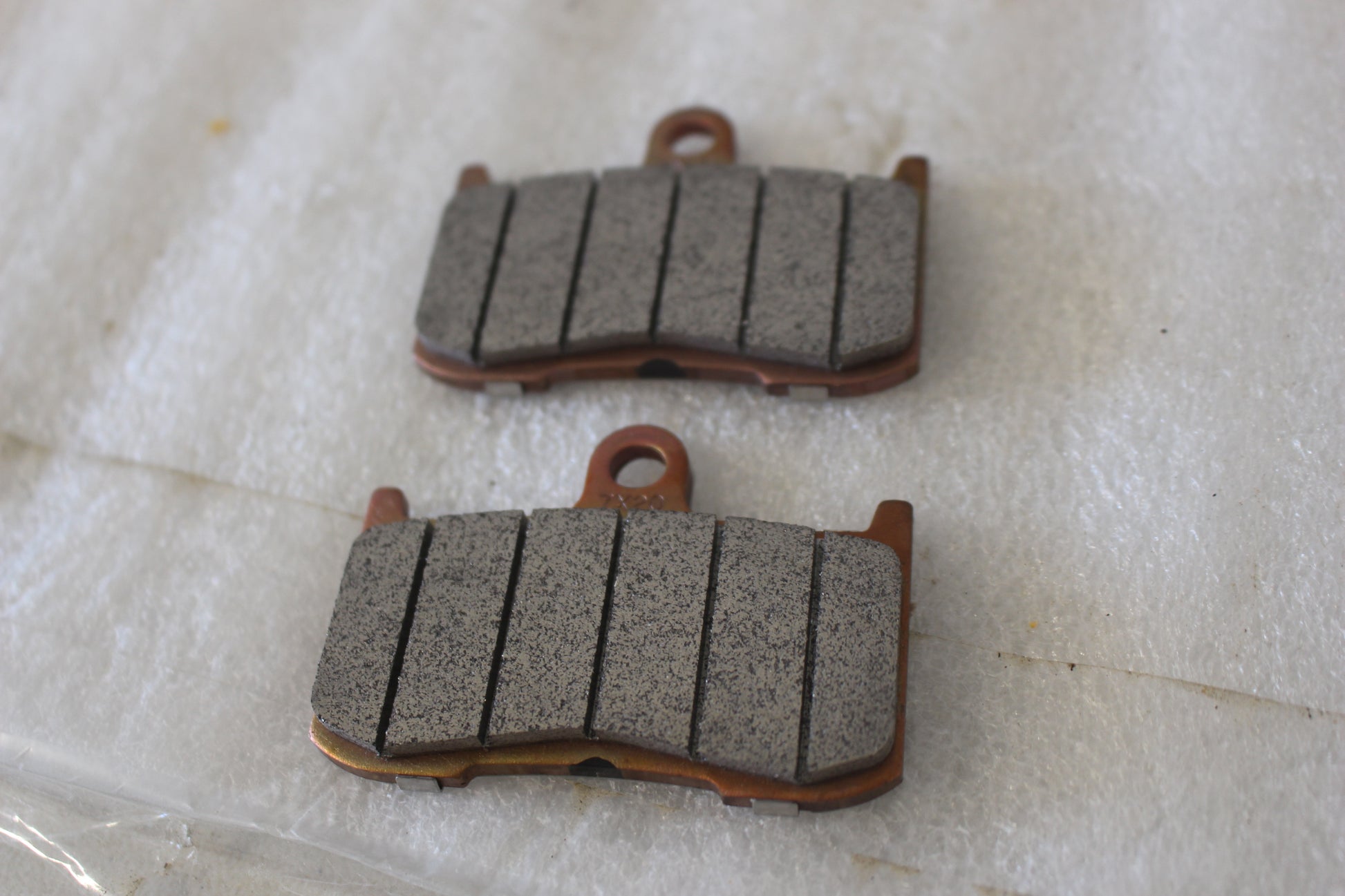 T2020475 NEW OEM 1994-2018 TRIUMPH STREET SPEED DAYTONA 675 BRAKE PAD SET