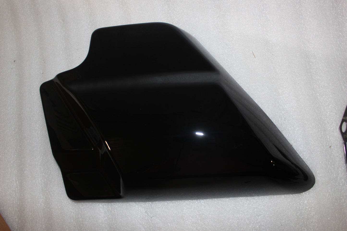 57200071DH NEW OEM 2009-2024 HARLEY-DAVIDSON TOURING LEFT SIDE COVER VIVID BLACK