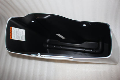 90201059DZS NEW OEM 2014-2023 HARLEY-DAVIDSON TOURING LEFT SADDLEBAG CRUSHED ICE