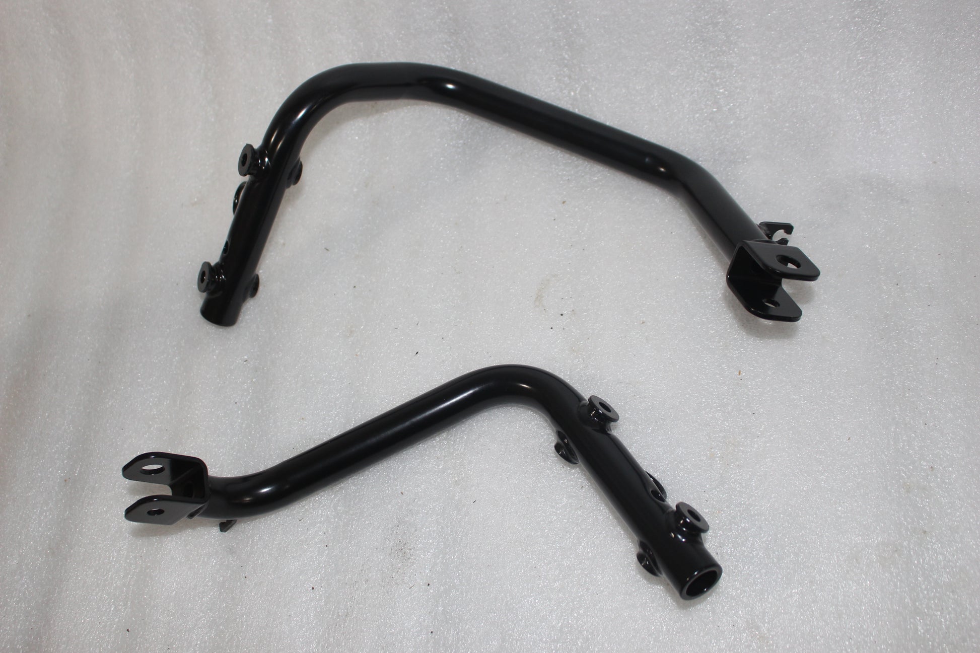 A9508186 NEW OEM 2010-2020 TRIUMPH TIGER PANNIER MOUNTING KIT A9508186