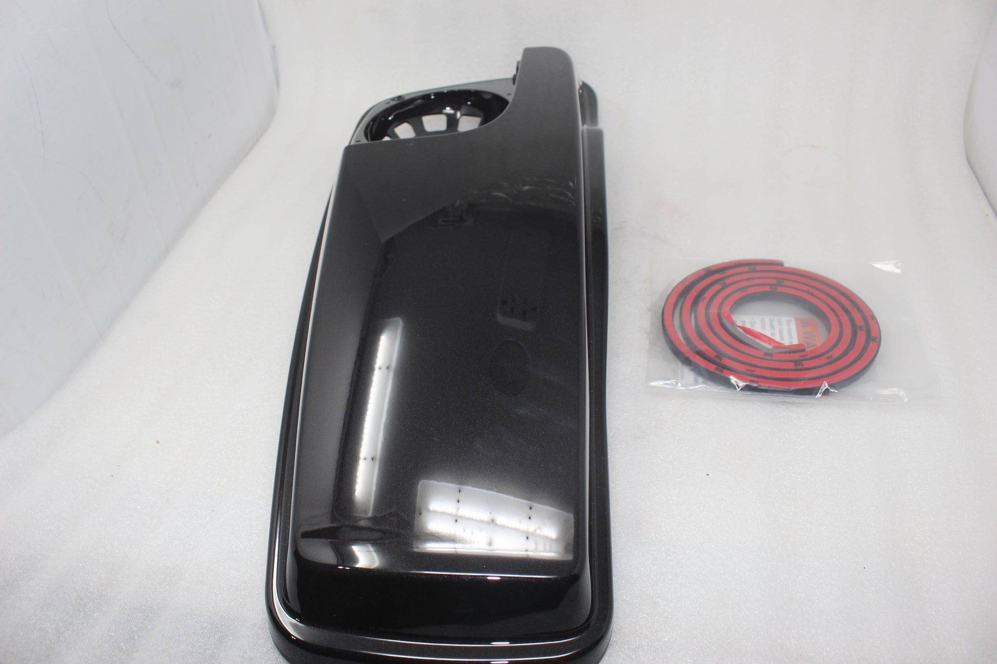 90200827ESC NEW OEM 2014-2023 HARLEY-DAVIDSON BLACK JACK METALLIC SPEAKER LID LH