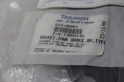 T3660136 NEW OEM 1998-2020 TRIUMPH RIGHT TANK BADGE GASKET BONNEVILLE THRUXTON SCRAMBLER