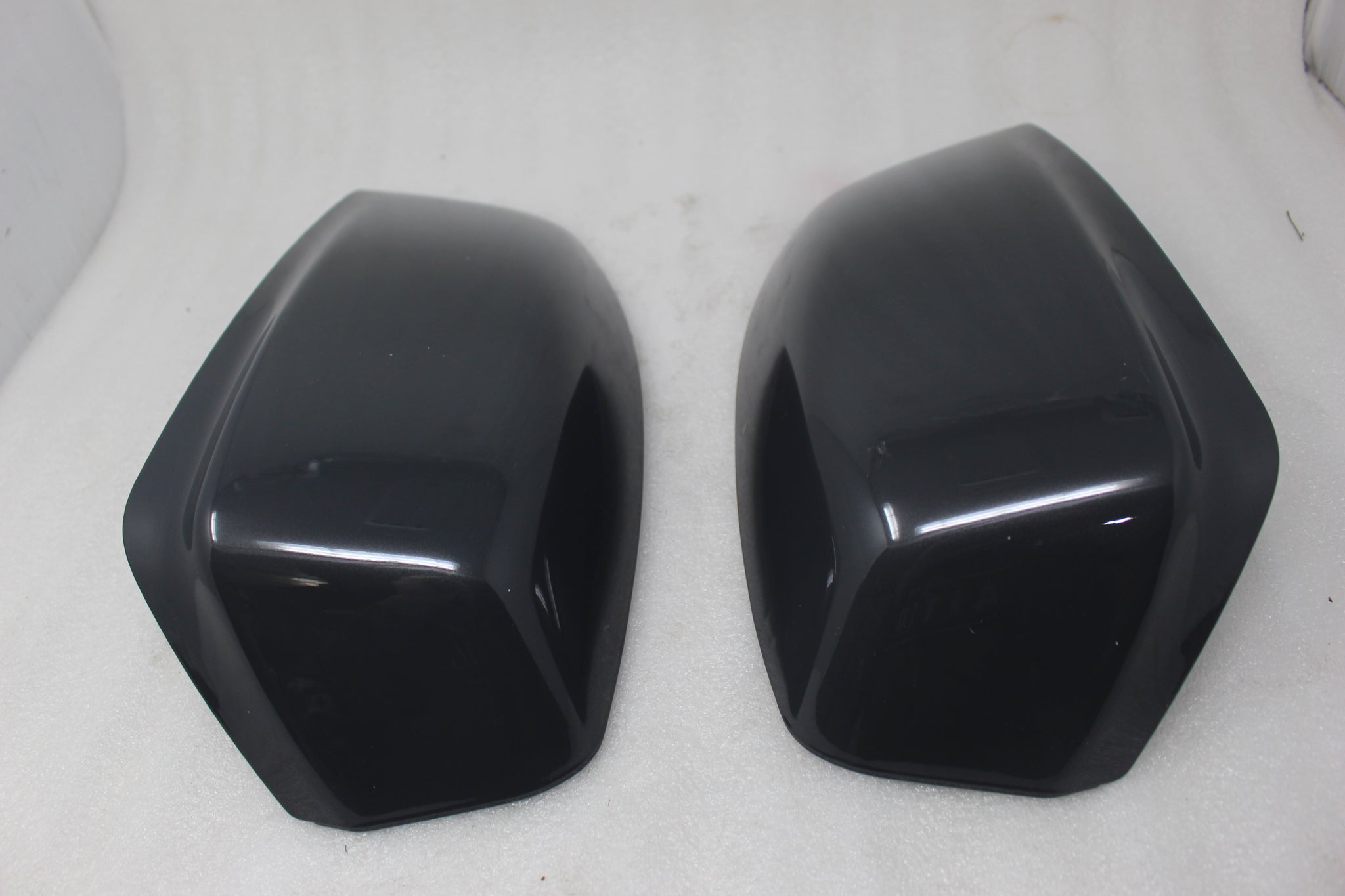 96781751AA NEW OEM 2015-2026 DUCATI MULTISTRADA SET COVER TOP CASE