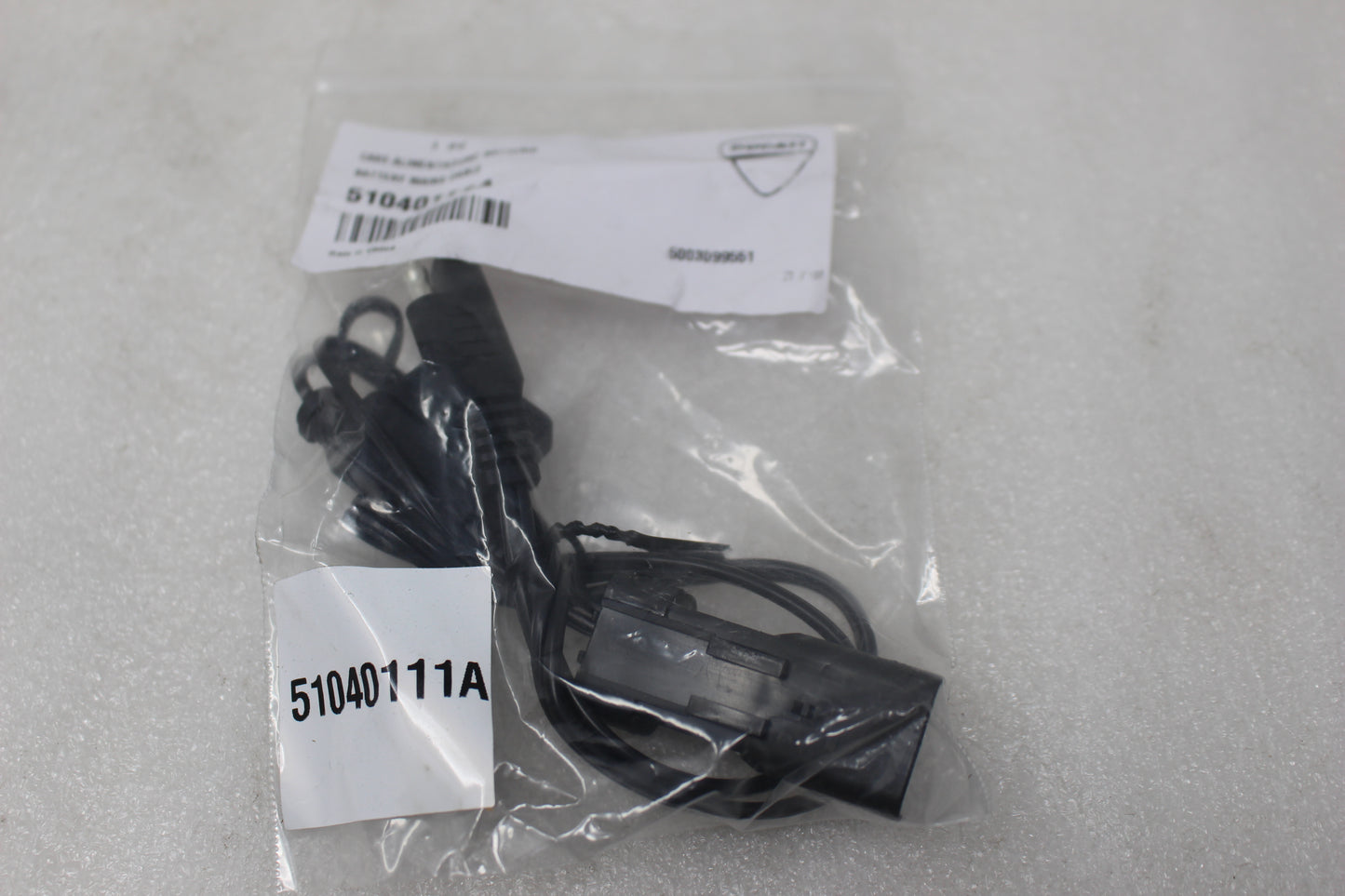 51040111A NEW OEM DUCATI DDA CABLE SOCKET ADAPTER FOR BATTERY CHARGING