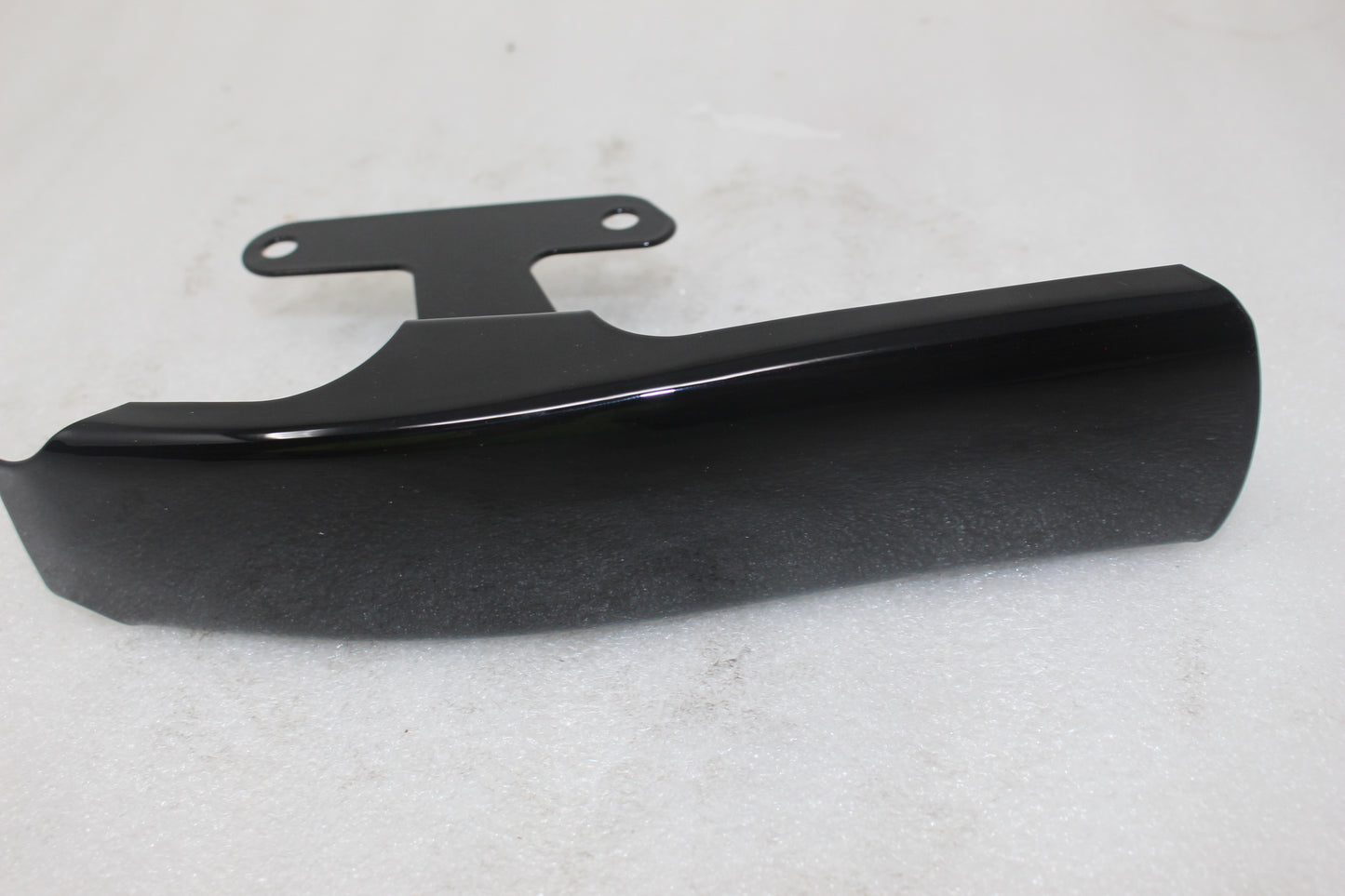 91639-10DEF NEW OEM HARLEY-DAVIDSON CVO FILLER STRIP CRIMSON MIST BLACK FLHTCUSE